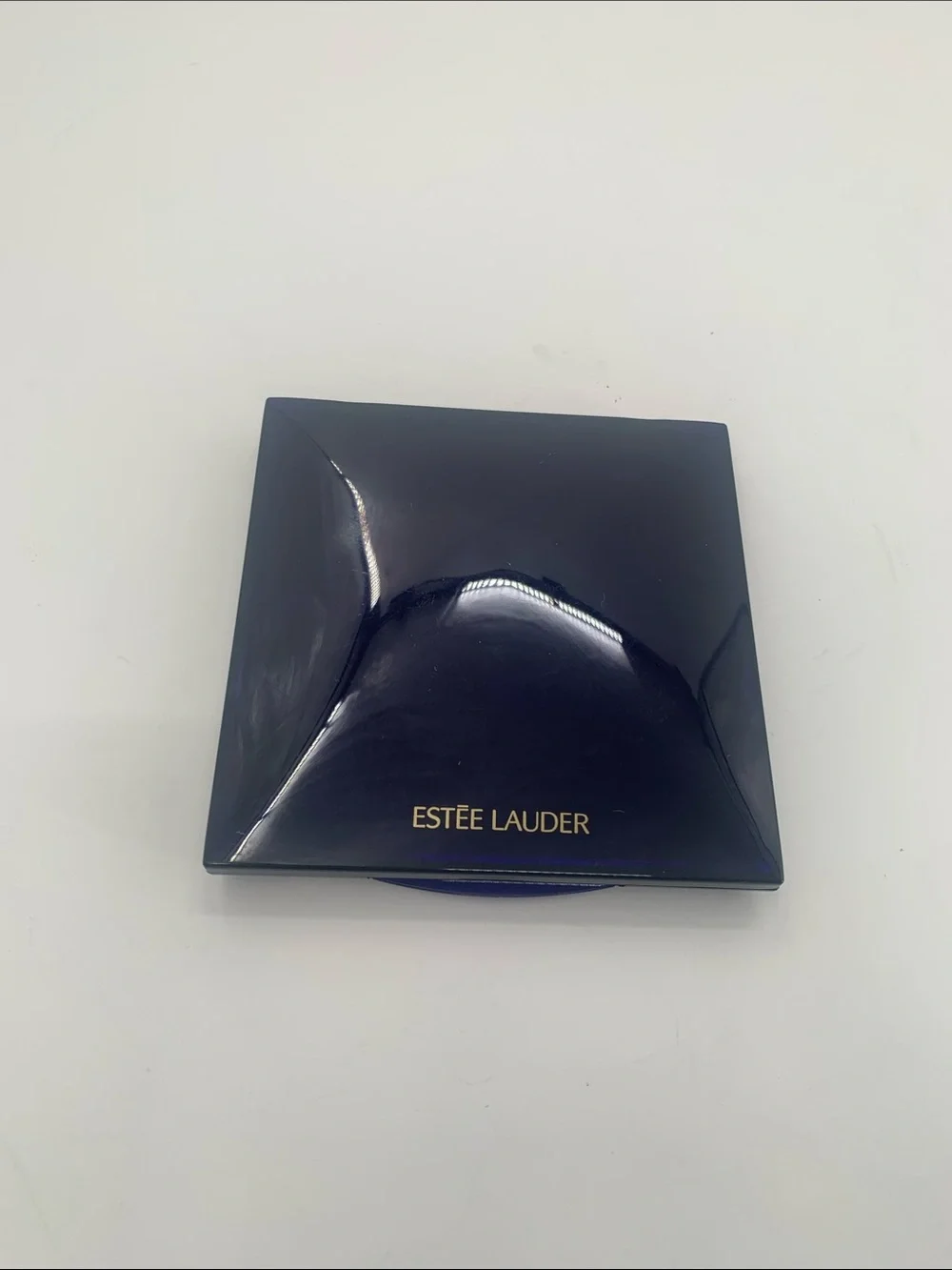 ESTEE LAUDER Plum/Desert Blush All Day & 9 Color Intensity Eyeshadows Palette.